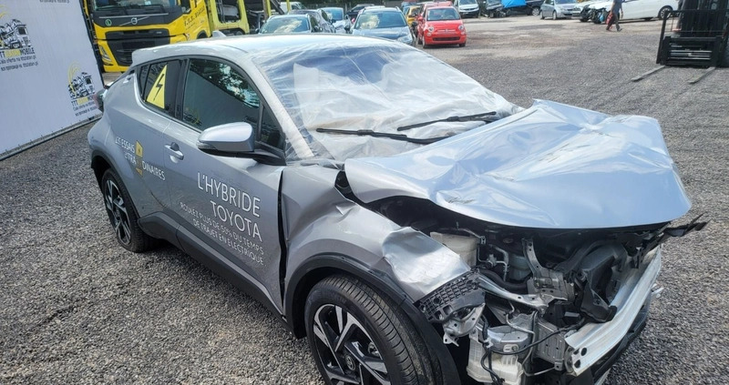 Toyota C-HR cena 50900 przebieg: 6711, rok produkcji 2022 z Słubice małe 211